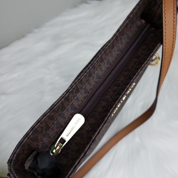 🌺NWOT Michael Kors LG crossbody bag brown x-body - Picture 6 of 7